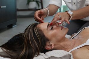 Acupuntura Adeslas: ¿Qué es y qué pólizas lo incluyen?