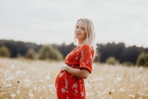 ¿Puedo contratar un seguro estando embarazada?